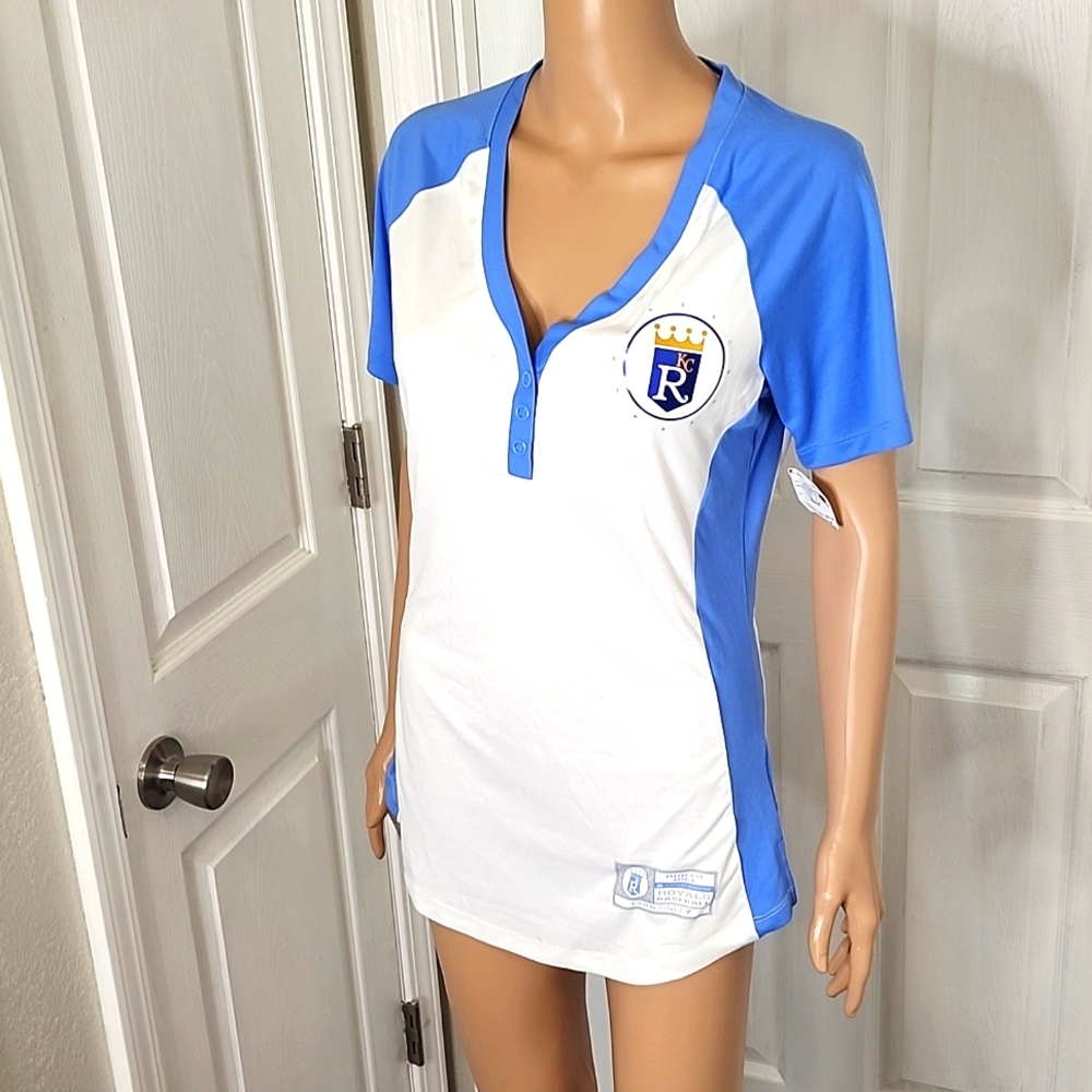 NWT Kansas City Royals MLB Cooperstown Collection Women's 3-Button T-Shi…